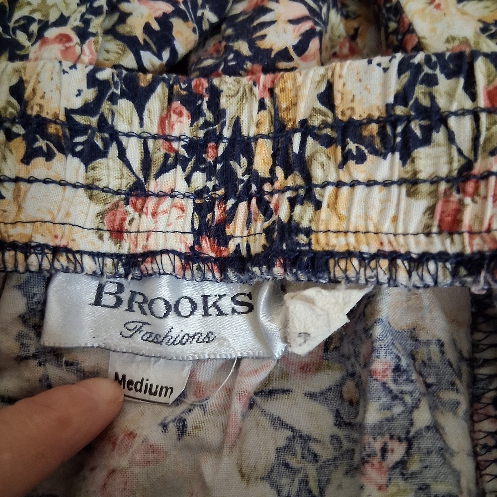 Vintage Brooks Fashions Floral Button Down Mini Skirt Juniors Medium - Picture 3 of 3
